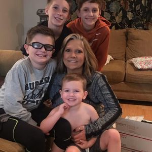 Meet your Posher, Leslie